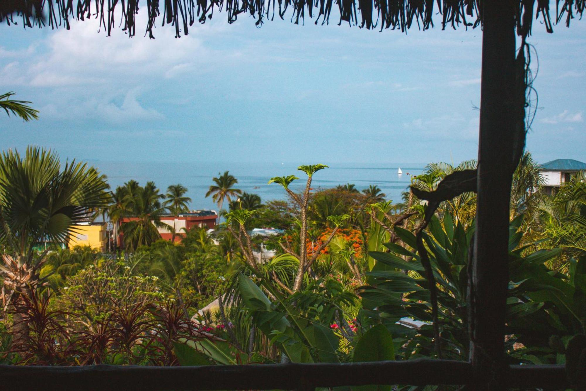 Coucher De Soleil Ambatoloaka (Nosy Be) Exterior foto