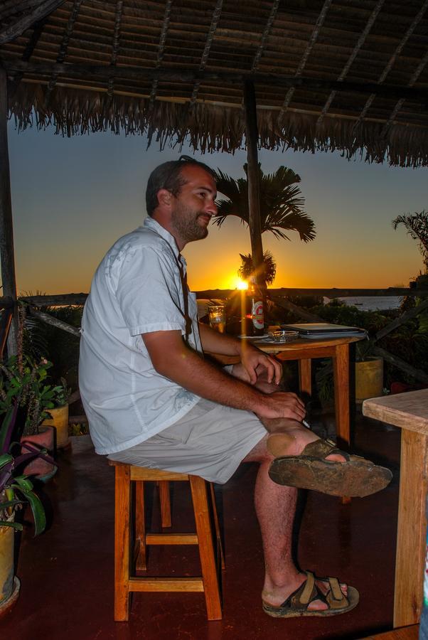 Coucher De Soleil Ambatoloaka (Nosy Be) Exterior foto